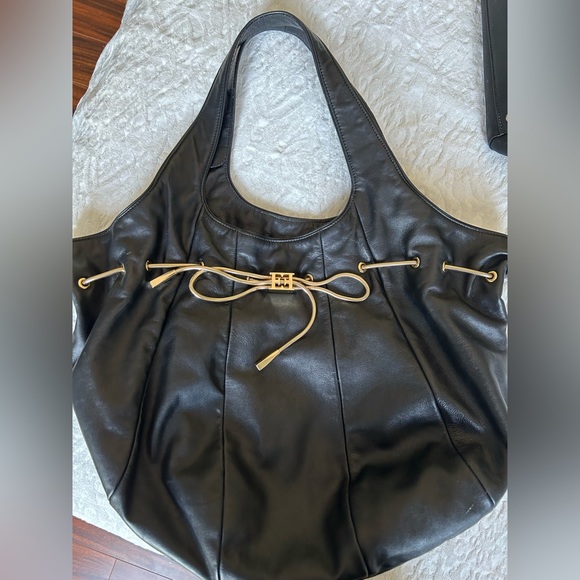 ESCADA LEATHER BAG - Picture 1 of 3